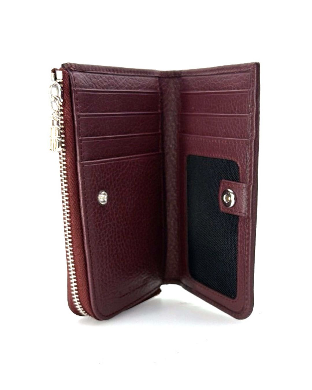 The Essentialist Wallet