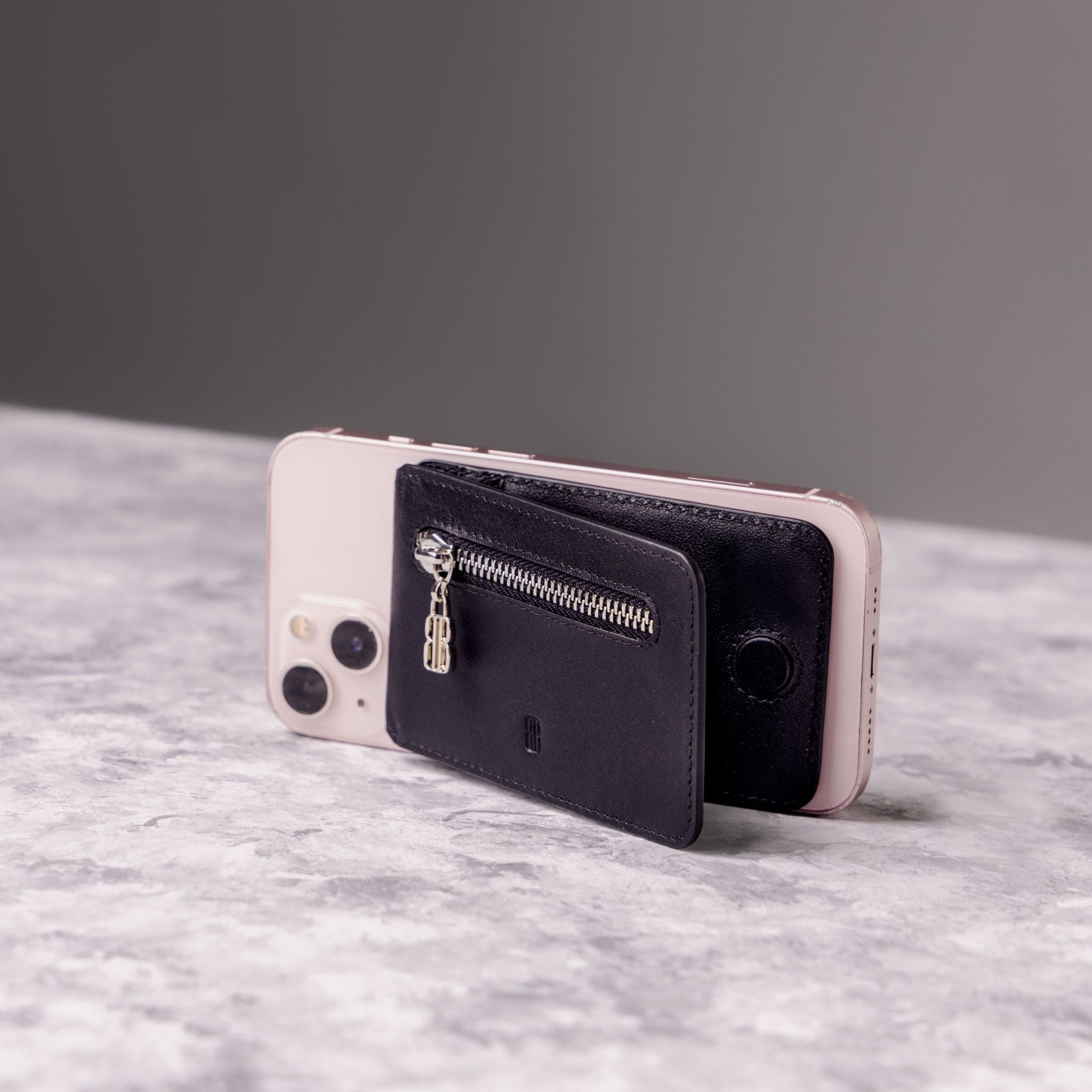 The Core4 MagSafe Wallet