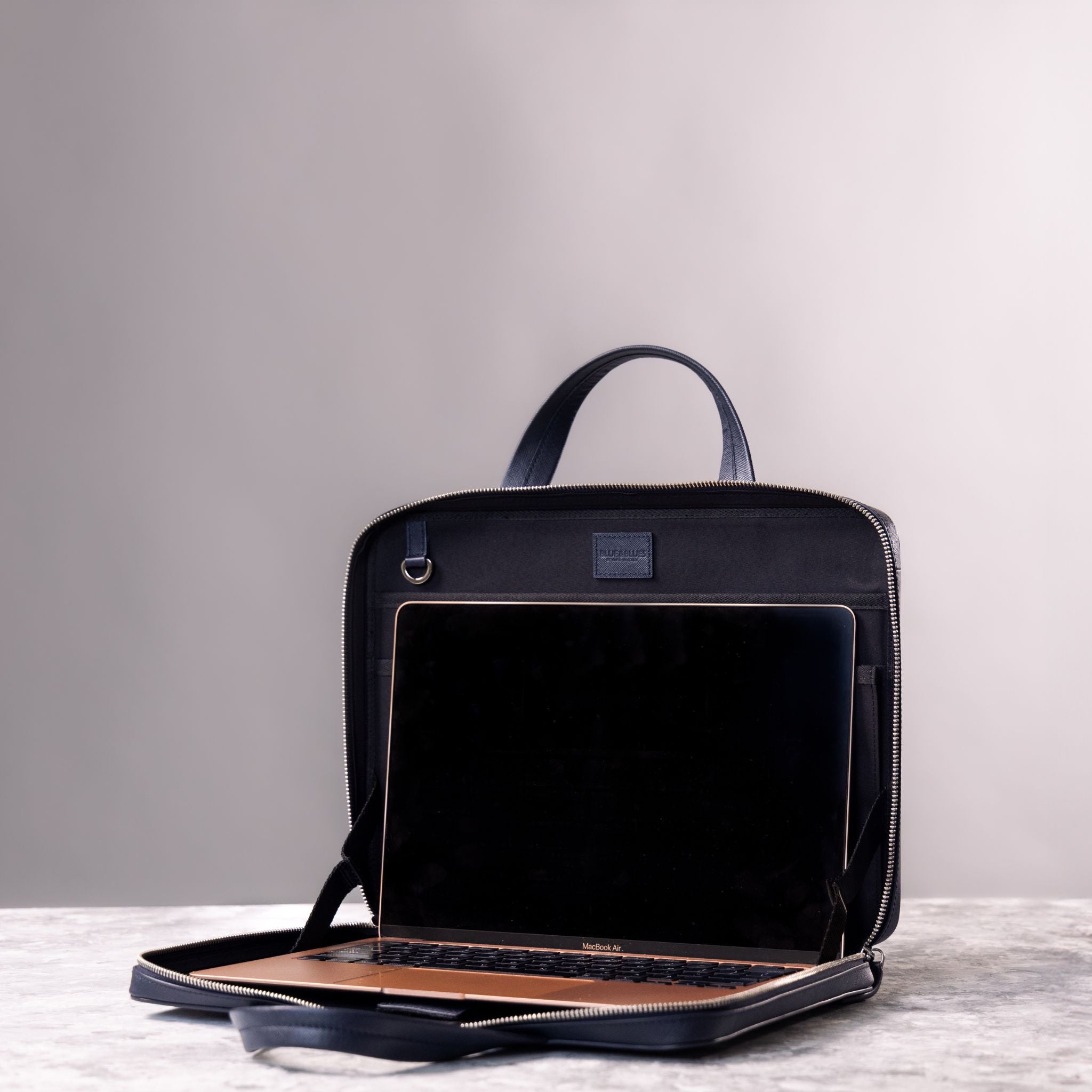 The Ace 14 " Case